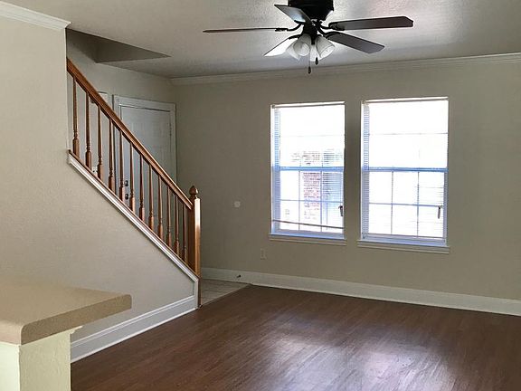3rd image of 404 Bowden Ave APT C