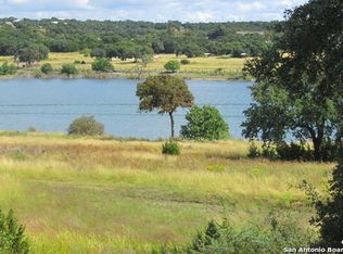 223 Grosbeak Dr, Spring Branch, TX 78070