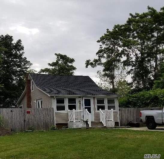 2nd image of 148 Bayview Dr