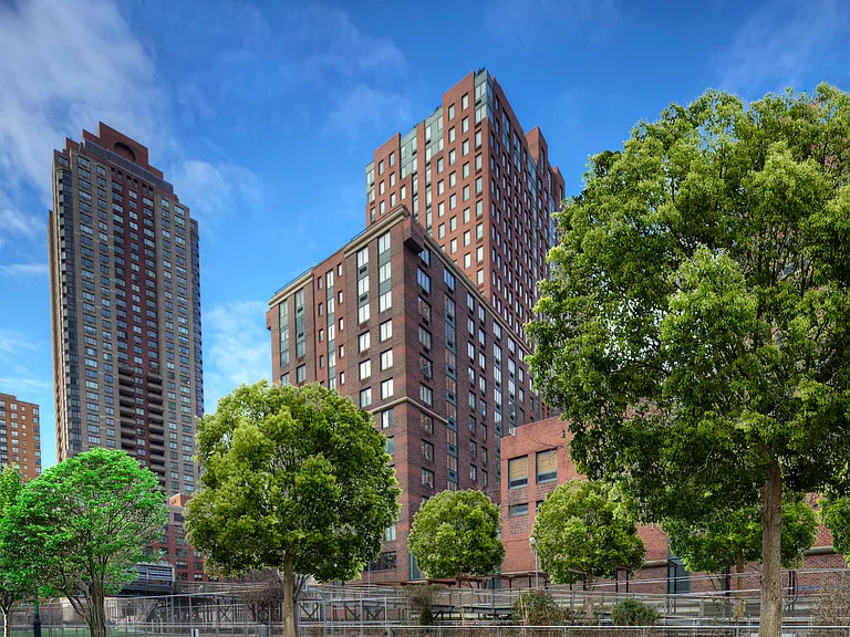 225 Rector Pl #20B — Photo 26