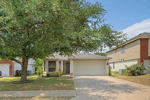 1512 Sundance Dr #T2 Photo 1