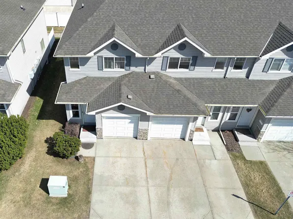 230 Edwards Dr SW #11, Edmonton, AB T6X 1G7