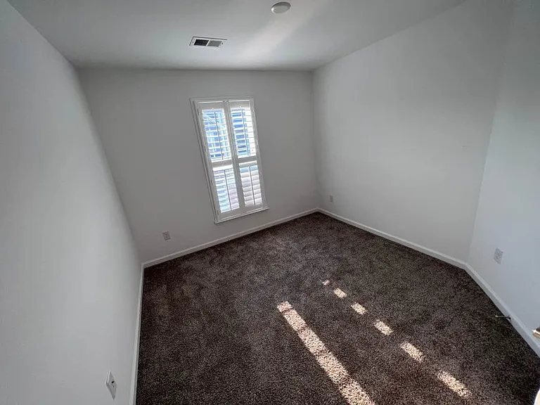 22047 Lani Dr — Photo 46