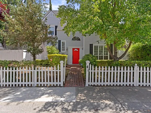 41 Heritage Wood Cir, Sacramento, CA 95831