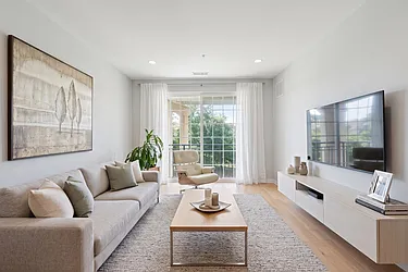 443 2nd Street, #313
