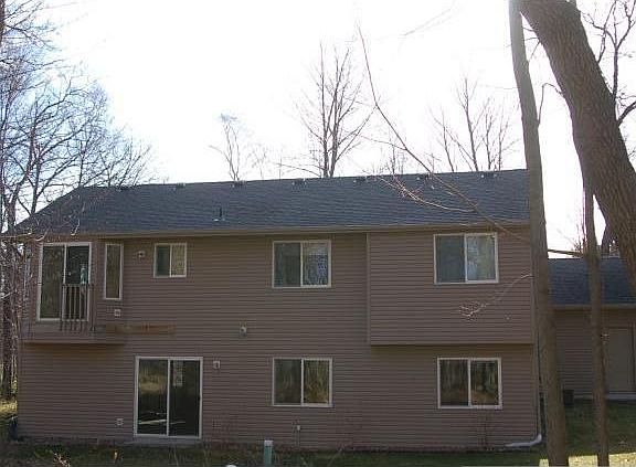 4th image of 23800 Thames St NE