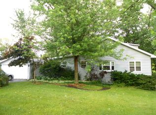 39049 N Spruce St, Lake Villa, IL 60046