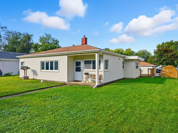 1321 Raymond Dr, Montgomery, IL 60538