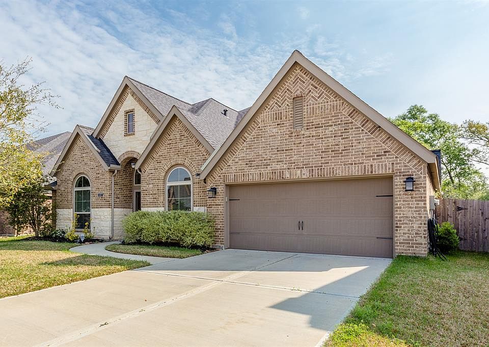 1st image of 4107 N Creekmont Dr