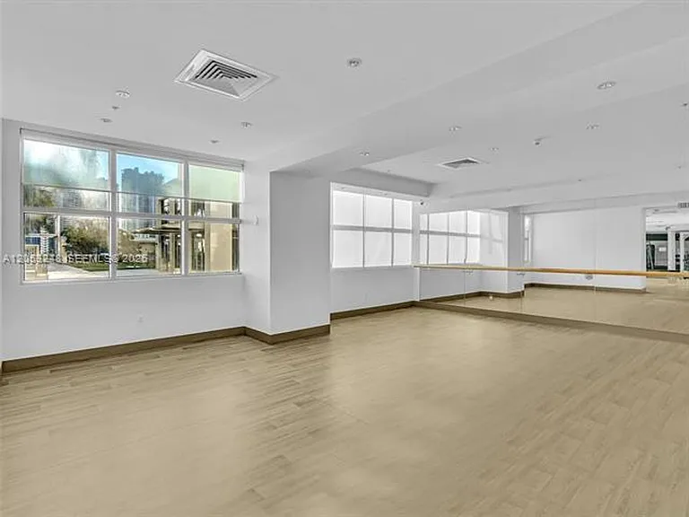 3301 NE 1st Ave #CU-H2706 — Photo 63