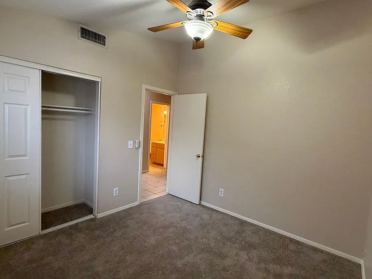 11344 W Barbara Ave — Photo 35