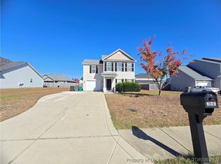 2140 Saint Nicholas Dr, Hope Mills, NC 28348