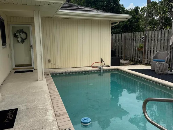 13174 Eastpointe Way, Palm Beach Gardens, FL 33418