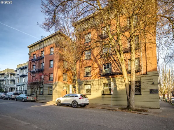 2109 NW Irving St Unit 410, Portland, OR 97210