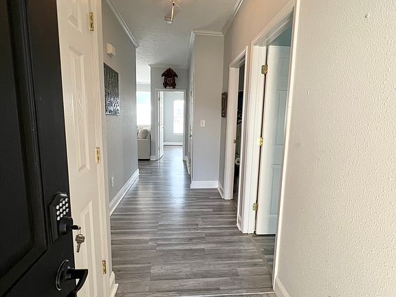 3rd image of 7849 Cork Bend Ln