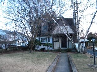 1037 Rutter Ave, Forty Fort, PA 18704