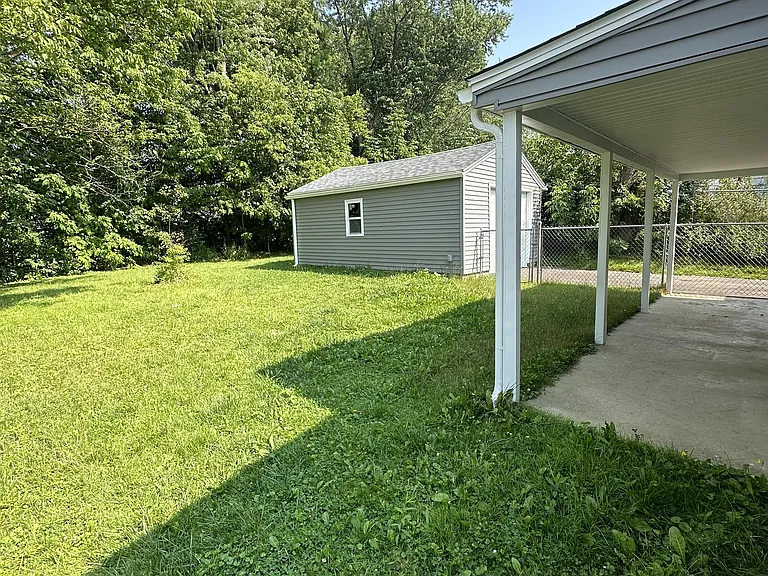 7457 Oregon Trl — Photo 10