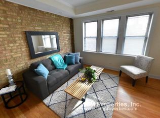 626 W Roscoe St APT 1E, Chicago, IL 60657