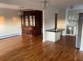 4231 164th St, Flushing, NY 11358