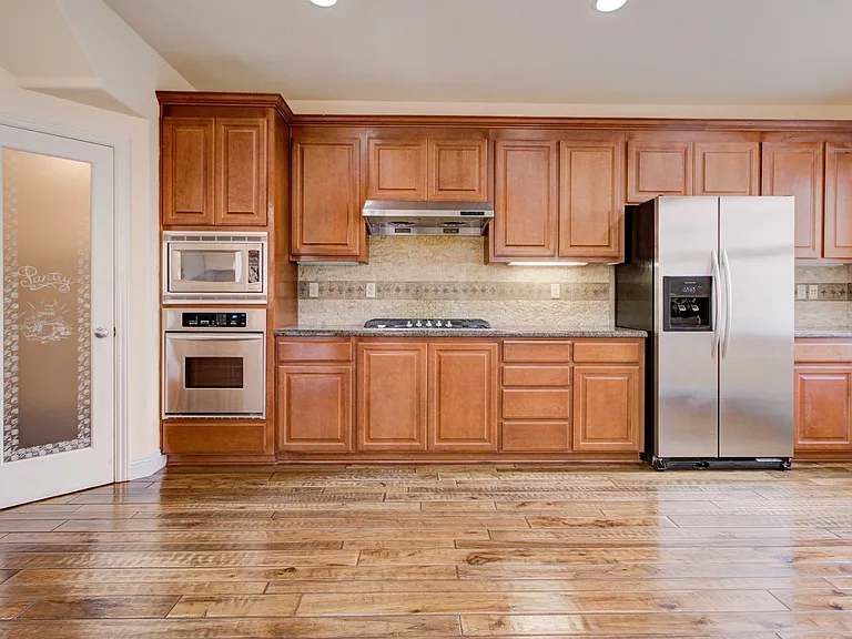 49200 Tulip Ter — Photo 5