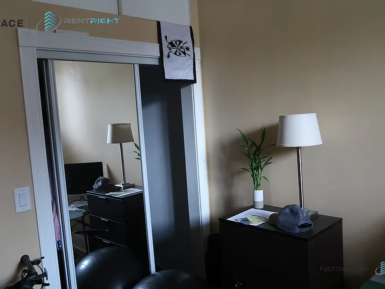 1361 N Ashland Ave #1D — Photo 3