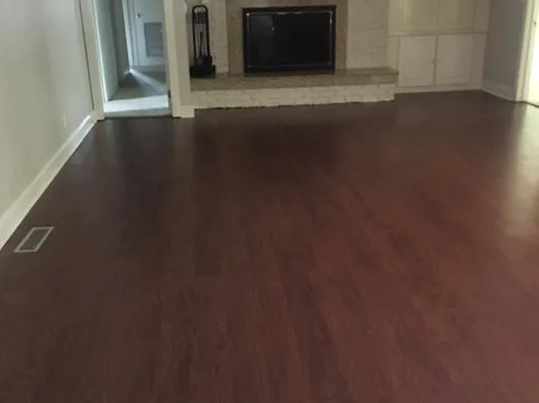 1276 Honeysuckle Rd, Dothan, AL 36305