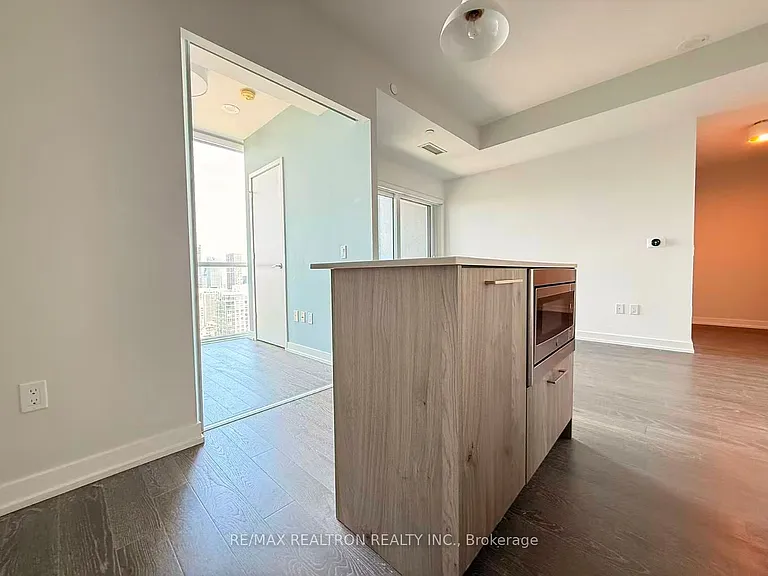 1 Yorkville Ave #3408 — Photo 12