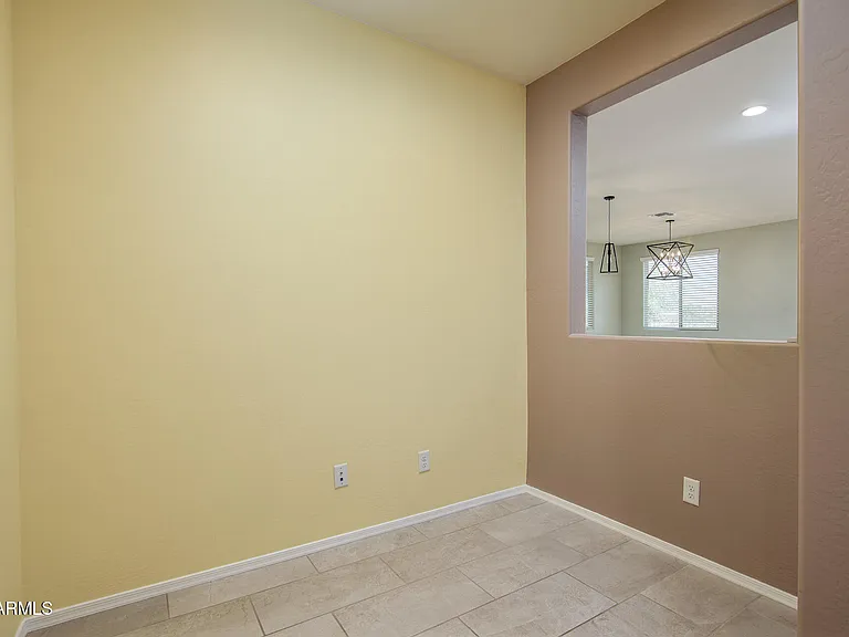 41960 W Morning Glory Way — Photo 9
