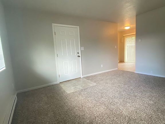 5th image of 1023-1029 SE 196th Ave #1023