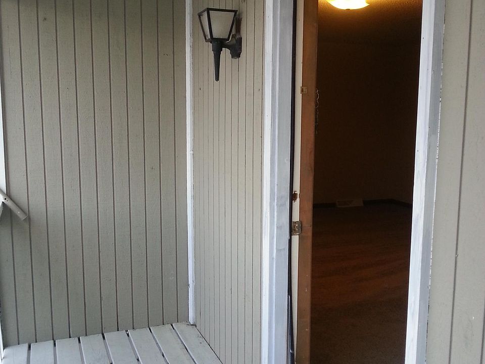 1st image of 552 Chris Dr