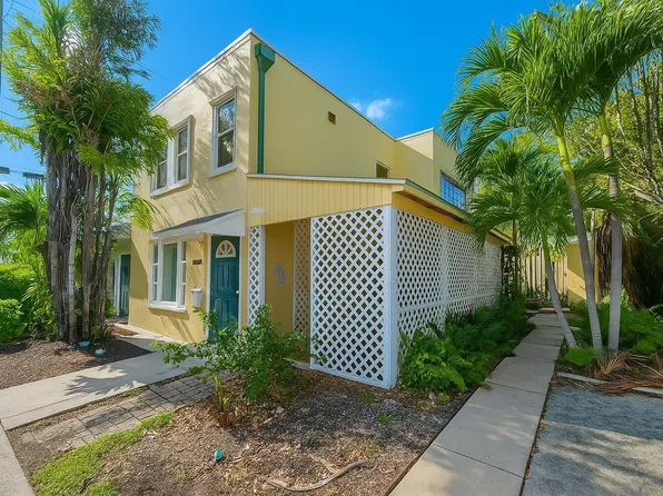 415 6th Ave N #1/2, Lake Worth, FL 33460