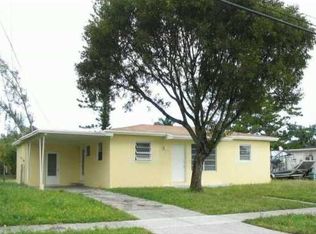 4609 SW 31st Dr, West Park, FL 33023