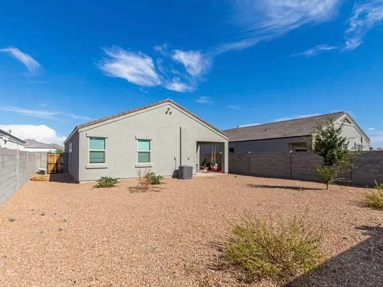 3924 N 308th Dr — Photo 21