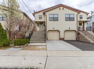 290 Pershing Ave, Carteret, NJ