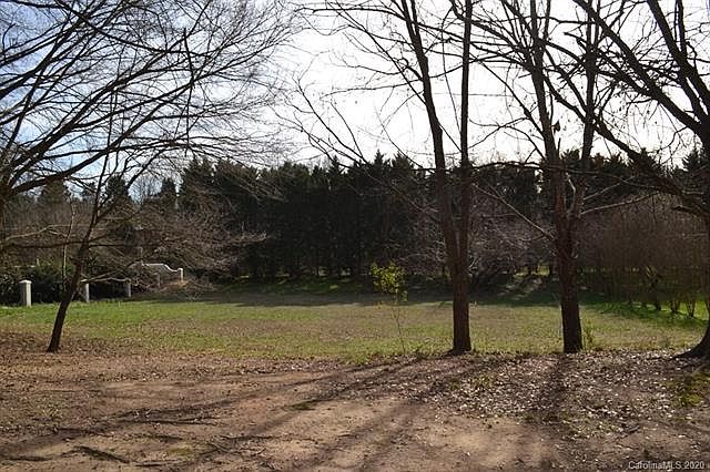 2nd image of 2783 Harlinsdale Dr