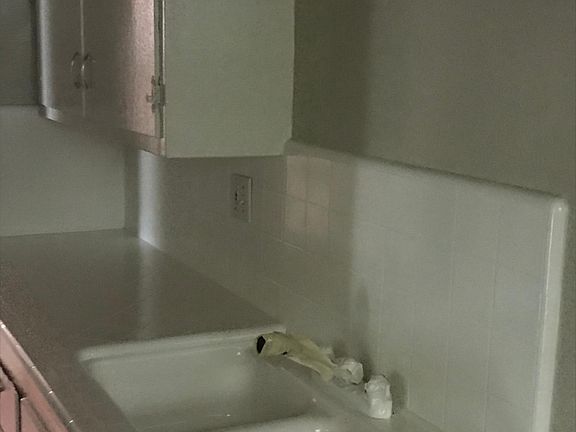 3rd image of 32 Prospect Ave APT 1