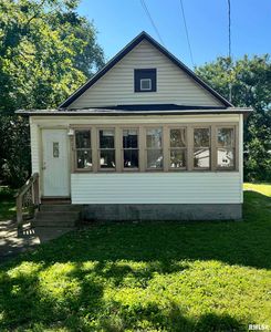 913 N Chestnut St, Kewanee, IL, 61443
