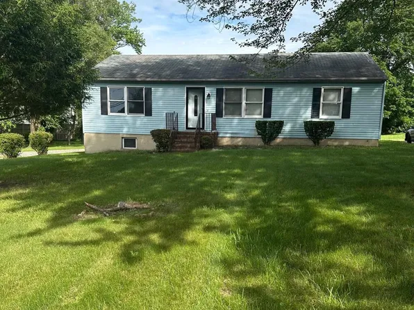 7935 Freetown Rd, Glen Burnie, MD 21060