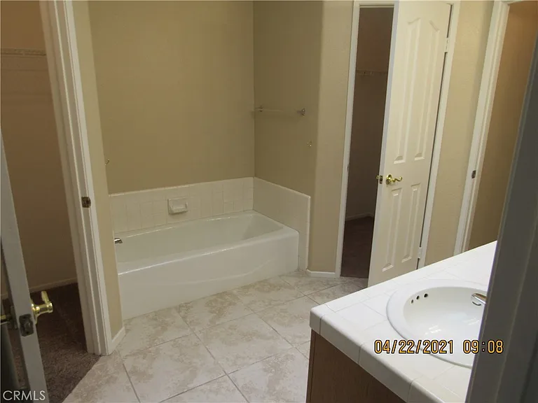 40385 Via Francisco — Photo 17