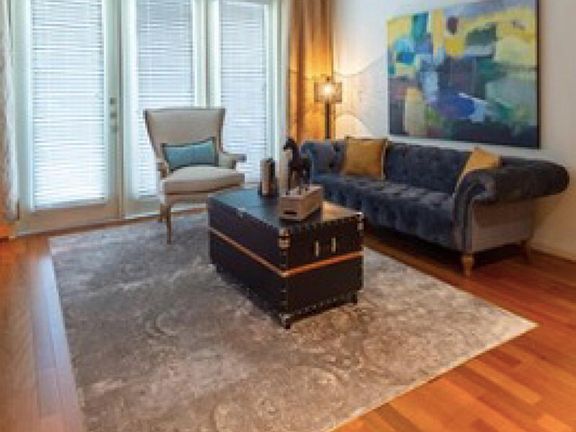 4th image of 2700 Revere St #1063