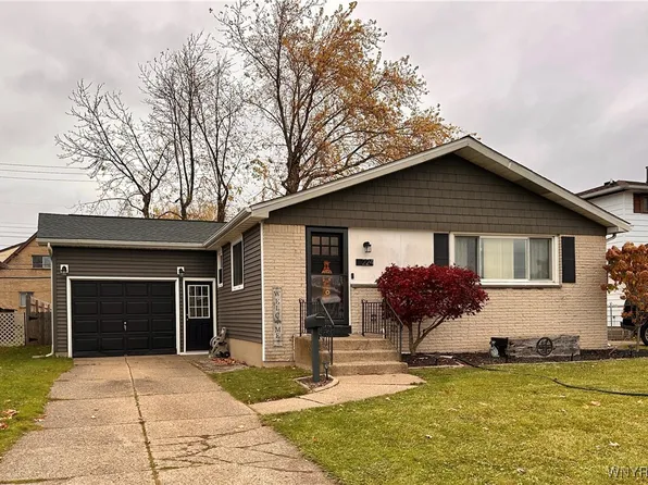 224 Poinciana Pkwy, Cheektowaga, NY 14225