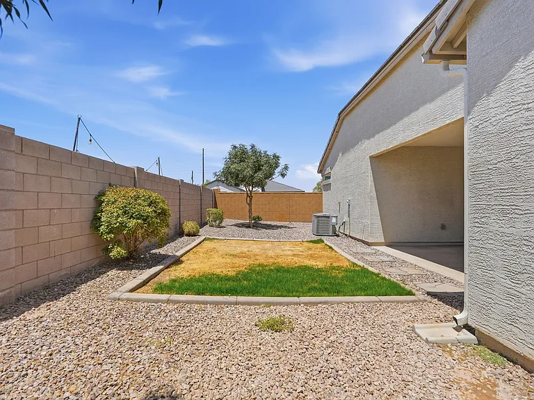 38213 W San Clemente St — Photo 41