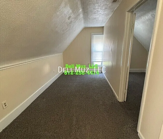218 E Michigan St #B — Photo 11