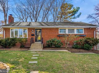 5404 Nutting Dr, Springfield, VA 22151
