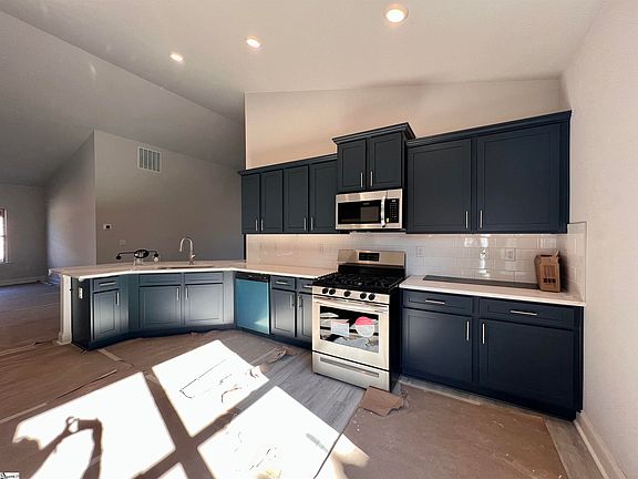 2nd image of 44 Woodcross Dr Lot 305