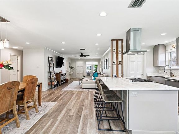 5th image of 4708 Lorino St