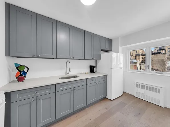 609 Columbus Ave APT 8Q, New York, NY 10024