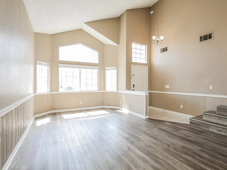 5120 Palo Pinto Ln — Photo 5