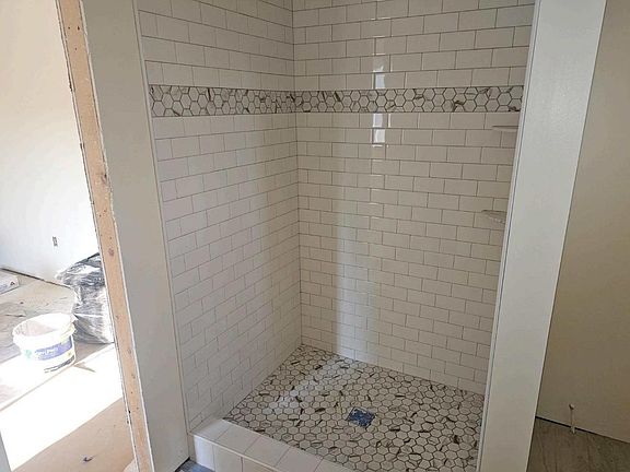 4th image of 508 Mission St