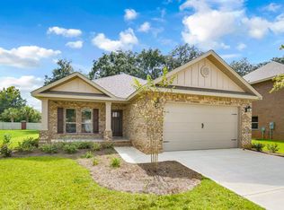 7909 Huntington Creek Ln, Pensacola, FL 32526